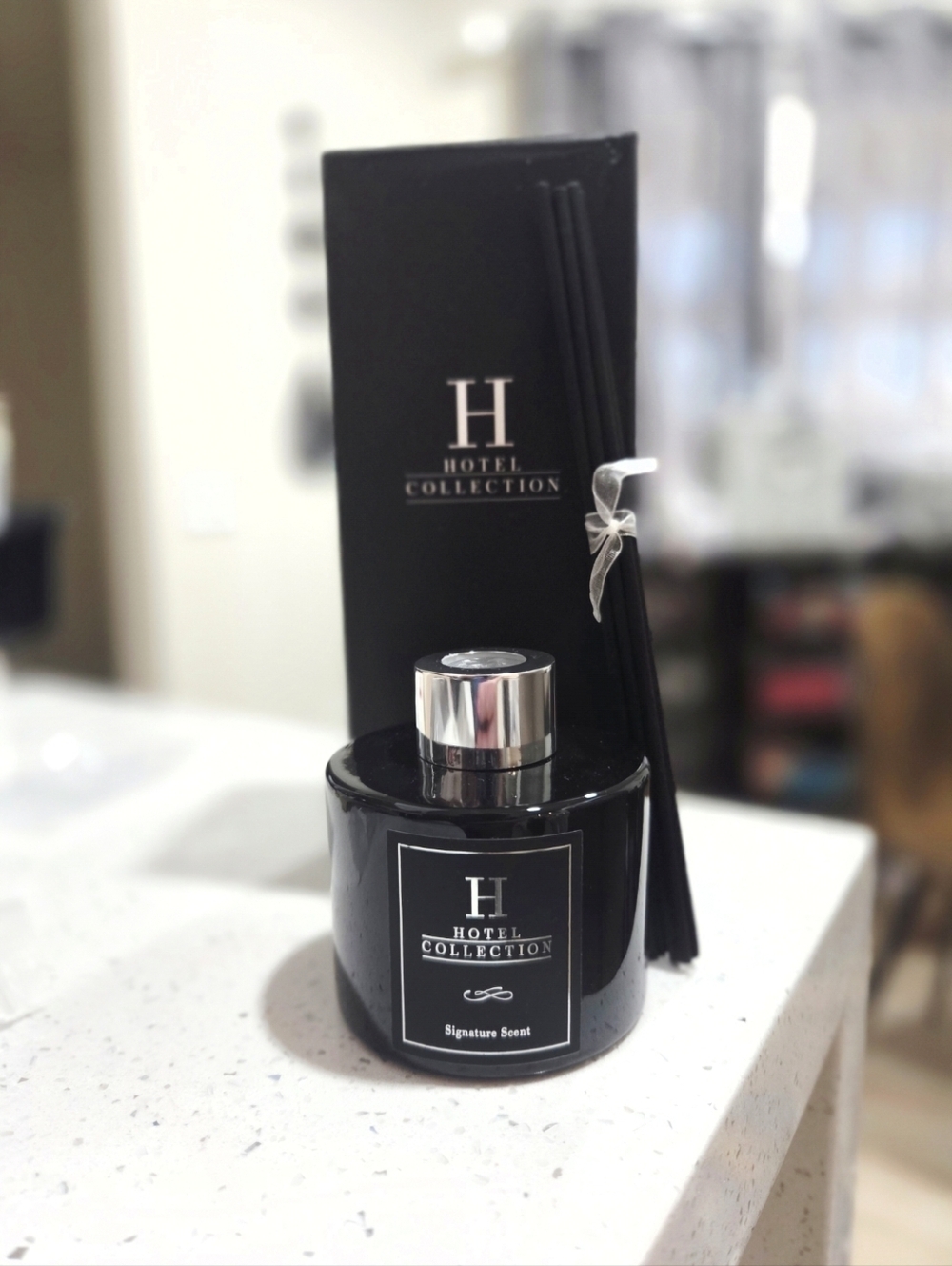Hotel Collection Reed Diffuser ~ ICED GINGERBREAD